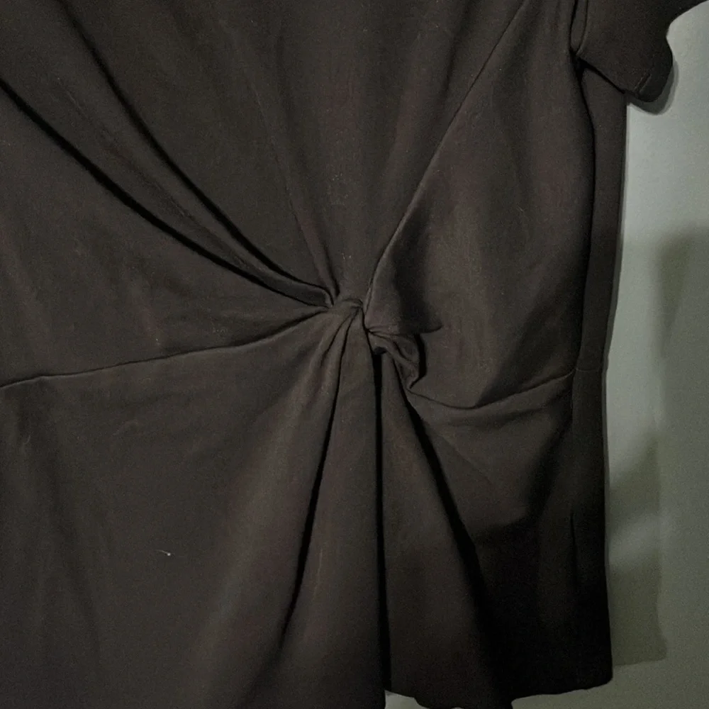 Express Tee - Picture 3 of 5